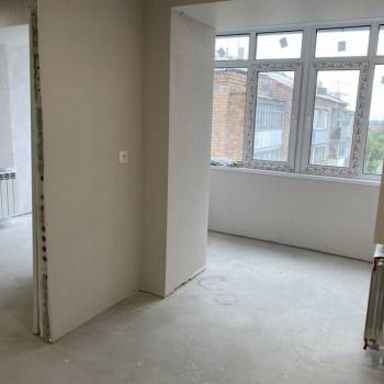 Продается 1-комнатная квартира, 34 м²