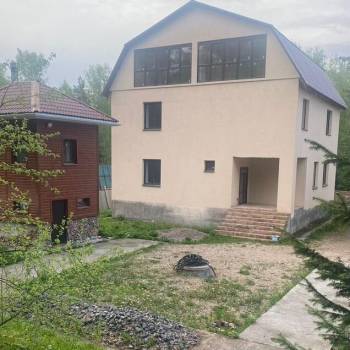 Продается Дом, 244 м²