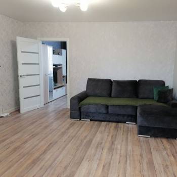 Продается 1-комнатная квартира, 58 м²