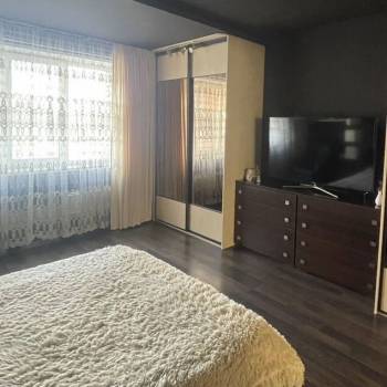 Продается 3-х комнатная квартира, 102 м²