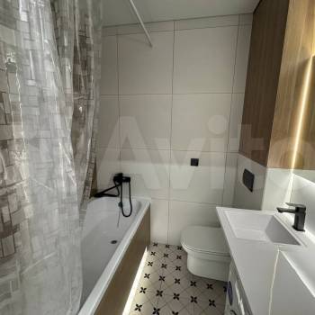 Сдается 1-комнатная квартира, 38 м²