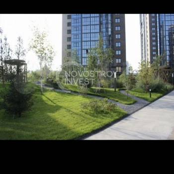 Продается 1-комнатная квартира, 73 м²