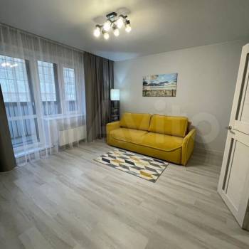 Сдается 1-комнатная квартира, 40 м²