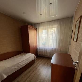 Продается Многокомнатная квартира, 86 м²