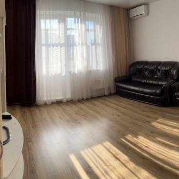 Продается Многокомнатная квартира, 86 м²