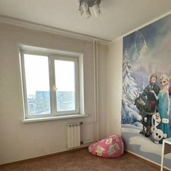 Продается Многокомнатная квартира, 82 м²