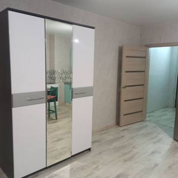 Продается 1-комнатная квартира, 35 м²