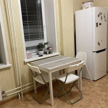 Продается 1-комнатная квартира, 36 м²