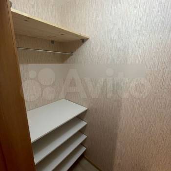 Продается 1-комнатная квартира, 51,8 м²