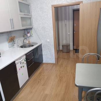 Продается 2-х комнатная квартира, 60 м²