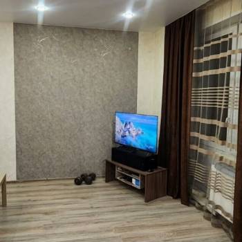 Продается 1-комнатная квартира, 36 м²