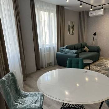 Сдается Многокомнатная квартира, 90 м²