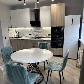 Сдается Многокомнатная квартира, 90 м²