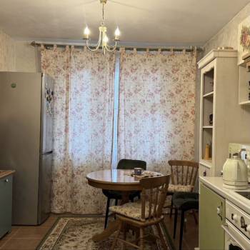 Продается 3-х комнатная квартира, 74 м²