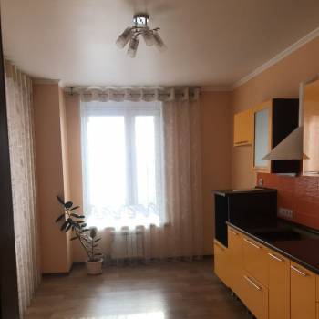 Продается 2-х комнатная квартира, 76,7 м²