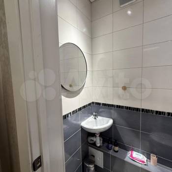 Продается Многокомнатная квартира, 108 м²