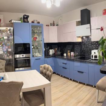 Продается Многокомнатная квартира, 108 м²