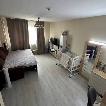 Продается 1-комнатная квартира, 36 м²