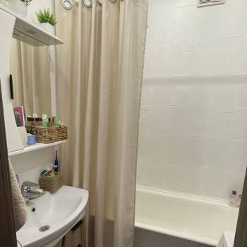 Продается 1-комнатная квартира, 59 м²