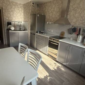 Продается 3-х комнатная квартира, 77 м²