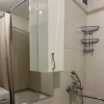 Сдается 1-комнатная квартира, 41,8 м²