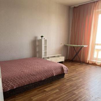 Сдается 1-комнатная квартира, 41,8 м²