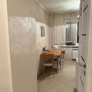 Продается 1-комнатная квартира, 33 м²