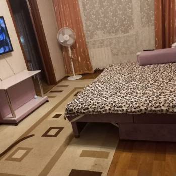 Продается Многокомнатная квартира, 61,9 м²