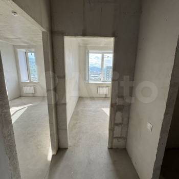 Продается 1-комнатная квартира, 37 м²