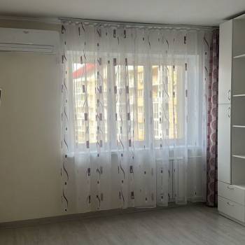 Сдается 1-комнатная квартира, 43 м²