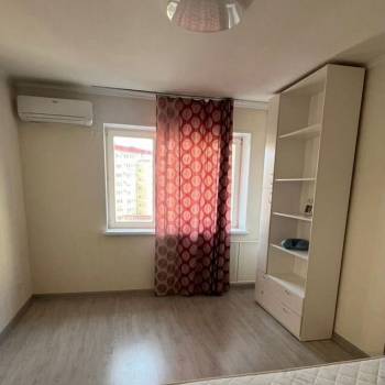 Сдается 1-комнатная квартира, 43 м²