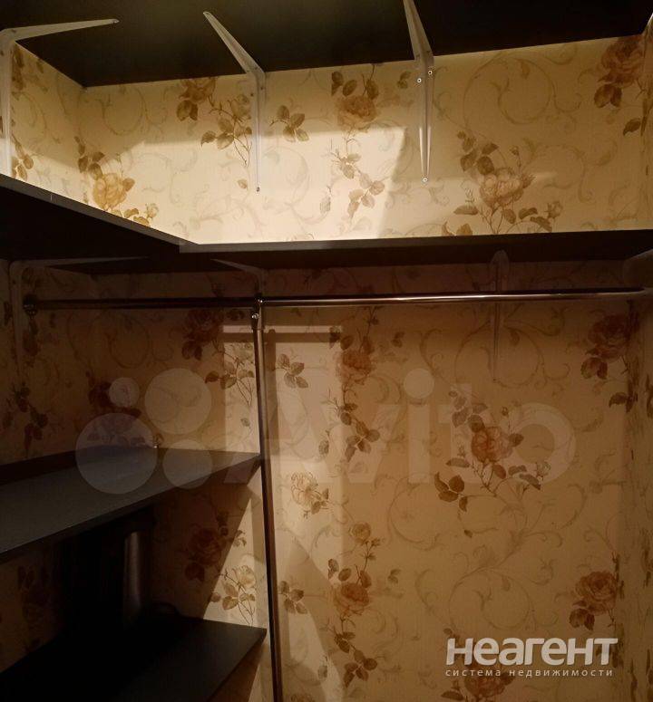 Продаю 1-комн. квартиру, Емельяново, ул. Новая