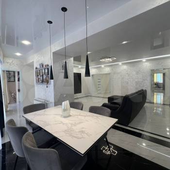 Продается Многокомнатная квартира, 160 м²