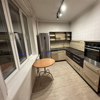 Сдается 1-комнатная квартира, 41 м²