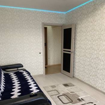 Продается 1-комнатная квартира, 36 м²