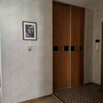 Продается 3-х комнатная квартира, 98 м²