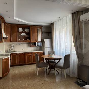 Продается 3-х комнатная квартира, 98 м²