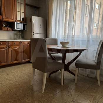 Продается 3-х комнатная квартира, 98 м²