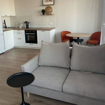 Сдается 1-комнатная квартира, 41 м²