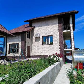 Продается Дом, 178 м²