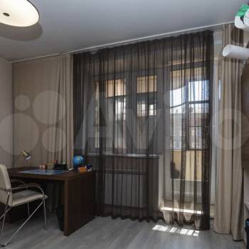 Продается Многокомнатная квартира, 178 м²