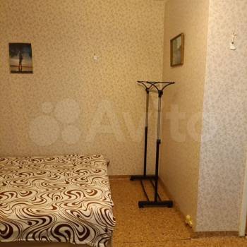 Продается 1-комнатная квартира, 36 м²