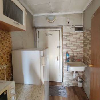 Сдается 1-комнатная квартира, 13,7 м²