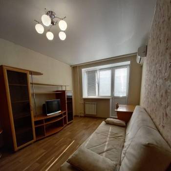 Продается 1-комнатная квартира, 34 м²