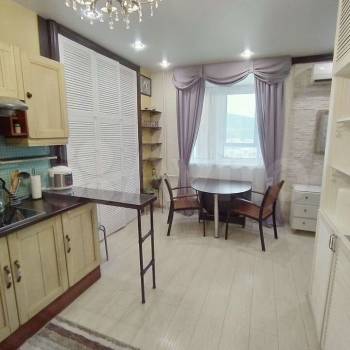 Сдается 1-комнатная квартира, 48 м²