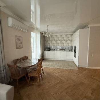 Продается 3-х комнатная квартира, 101,5 м²