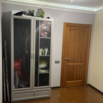 Продается Многокомнатная квартира, 86 м²