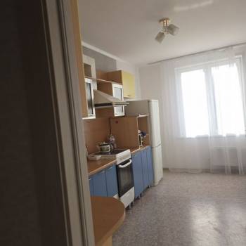 Сдается Многокомнатная квартира, 70 м²