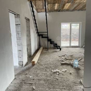 Продается Дом, 180 м²