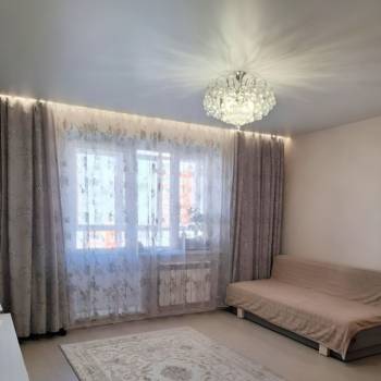 Продается 1-комнатная квартира, 63,4 м²